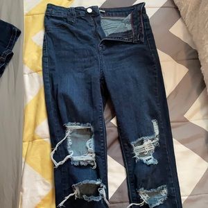 Distressed dark washed blue Jean